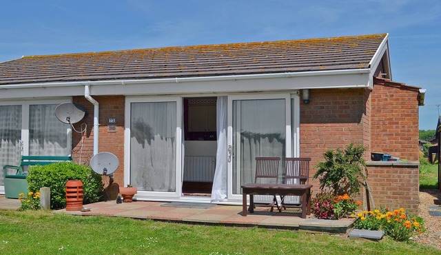 2 bedroom accommodation in St Margarets-at-Cliffe