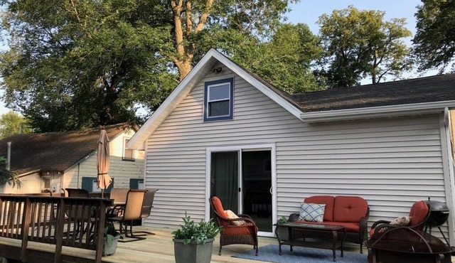 2 bedroom 1.5 bath home- Plus loft in beautiful Clear Lake, IA- South Shore