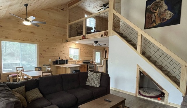 2 bedroom, 1.5 bath with bunk beds in loft