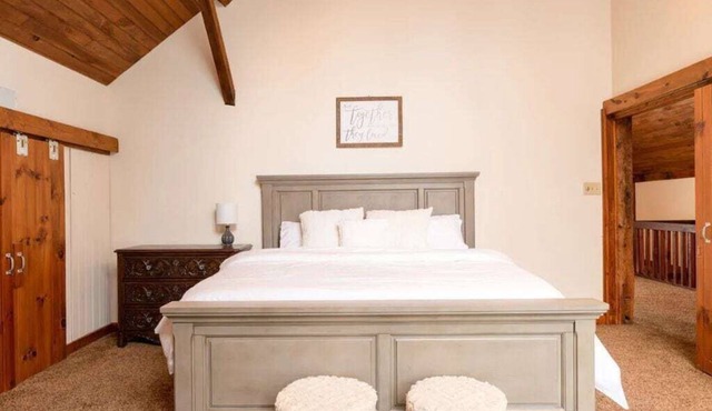 2 bedroom, 1.5 baths, full kitchen, comfortable living space with free parking