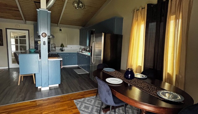 2 bedroom 1 bath home. In the heart of madera.