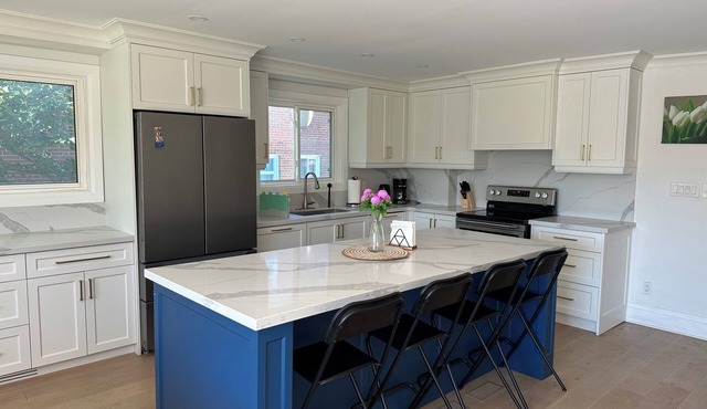 2 Bedroom 1 Bathroom house with self check in