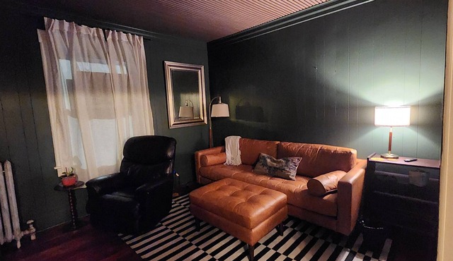 2-bedroom 1st fl home in South Hadley Falls with Flauceted Claw Foot Bathtub