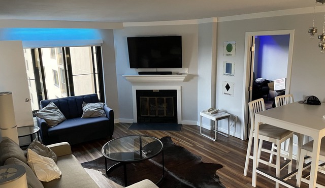2 Bedroom, 2 Bath Condo on the slopes w/night skiing!