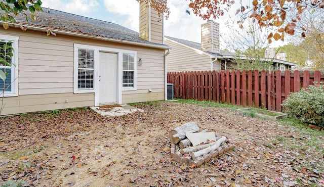 2 bedroom 2 bath patio home (13hv)
