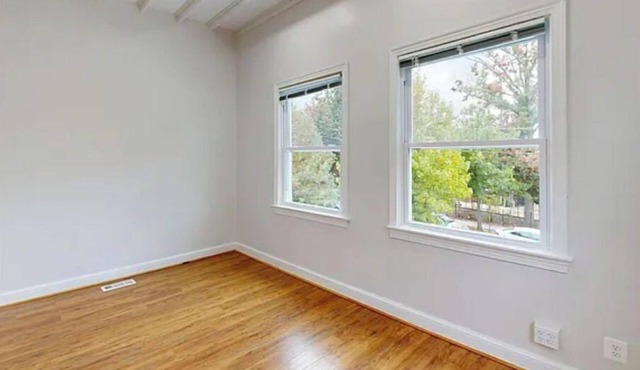 2 bedroom 2 bath Townhouse