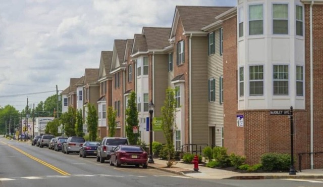 2 bedroom 2 bathroom 1700 square feet 20 miles from New York City.