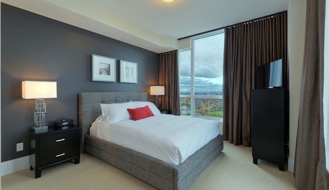 2 Bedroom/2 Bathroom Suite