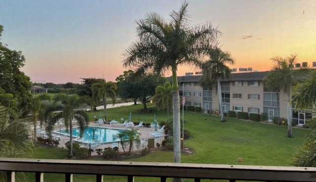 2-bedroom 2-bathroom condo in East Naples