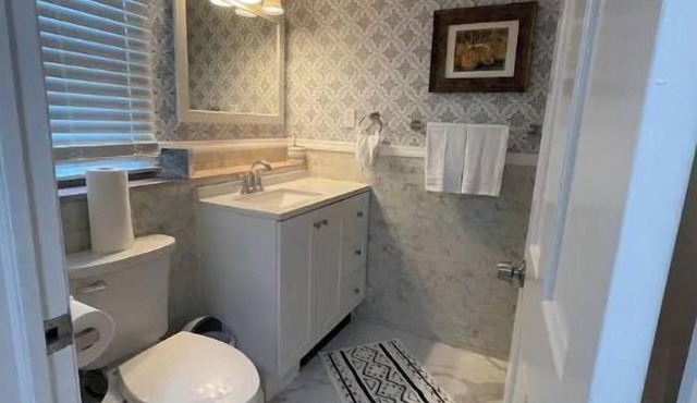 2 bedroom 2 bathroom entire apartment near NYC