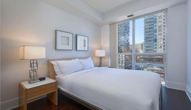 2 Bedroom/2 Bathroom Suite