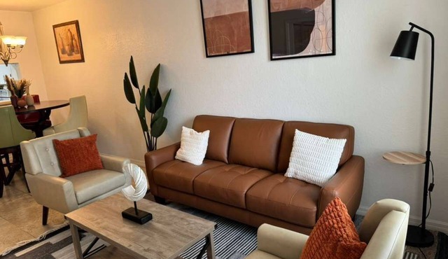 2 bedroom 2 bathroom condo in beautiful Fort Myers