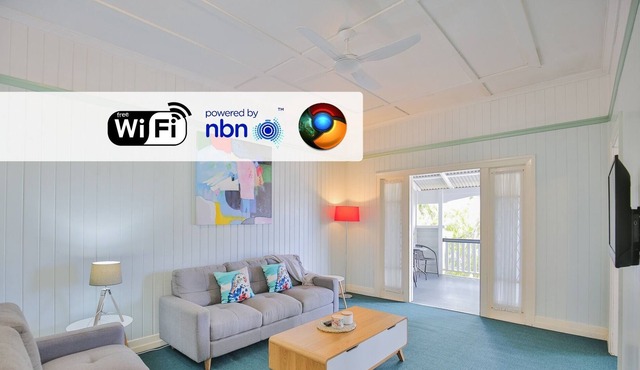 2 Bedroom 2 King Beds or split all into Singles