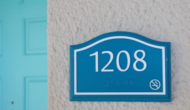 2 Bedroom 2 Bathroom Condo #1208 - Beachfront Property – Perfect for Families