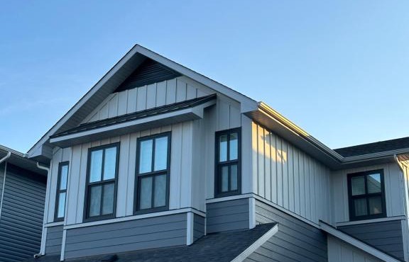 2 Bedroom 2 Washrooms Brand New Beautiful & Cozy Suite