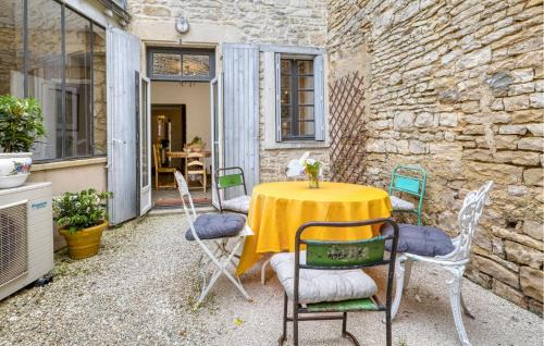 2 Bedroom Awesome Home In Verteuil-Sur-Charente