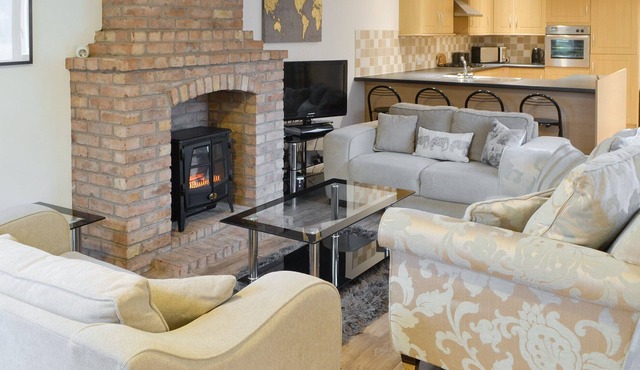 2 bedroom accommodation in Ryton, near Newcastle upon Tyne