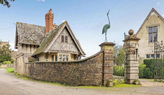 2 bedroom accommodation in Sturminster Newton