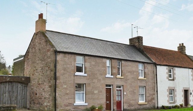 2 bedroom accommodation in Norham, near Berwick Upon Tweed