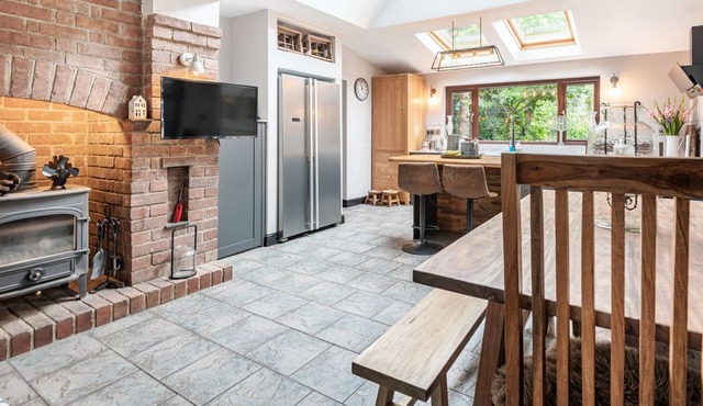 2 bedroom accommodation in Newbridge-on-Wye, near Llandrindod Wells