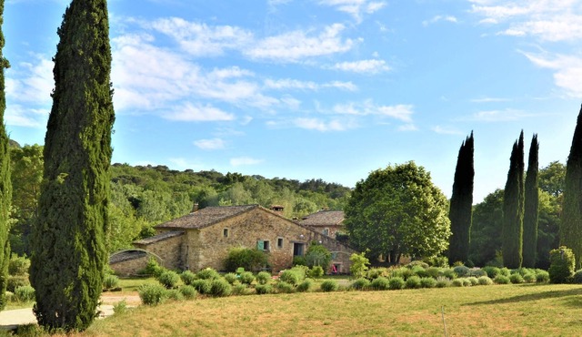 2 bedroom accommodation in La-Roque-sur-Cèze