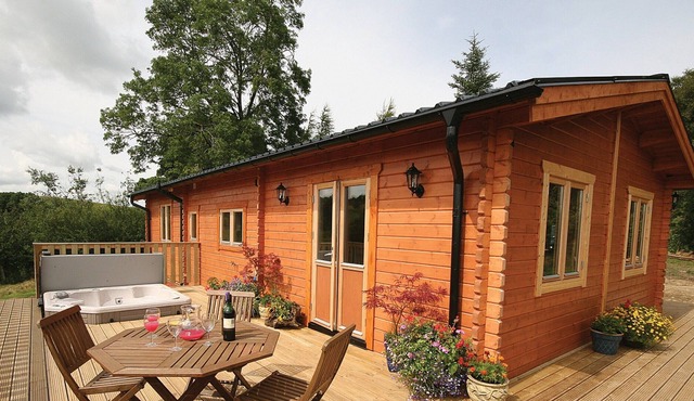 2 bedroom accommodation in Nr. Bishops Castle