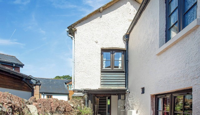 2 bedroom accommodation in Stokeinteignhead