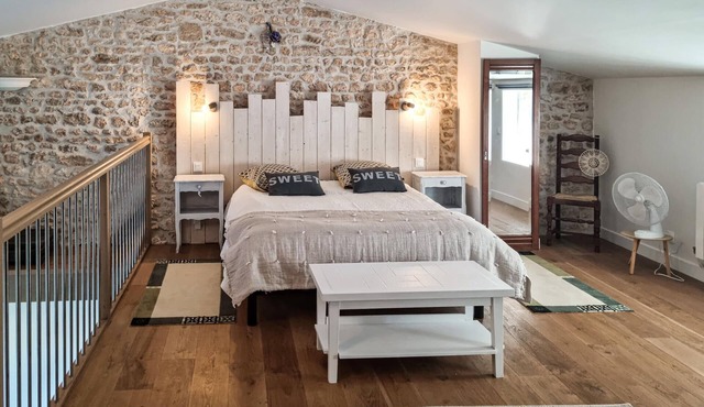 2 bedroom accommodation in Saint-Just-Luzac