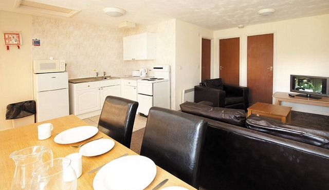 2 bedroom accommodation in Burnham-on-Sea