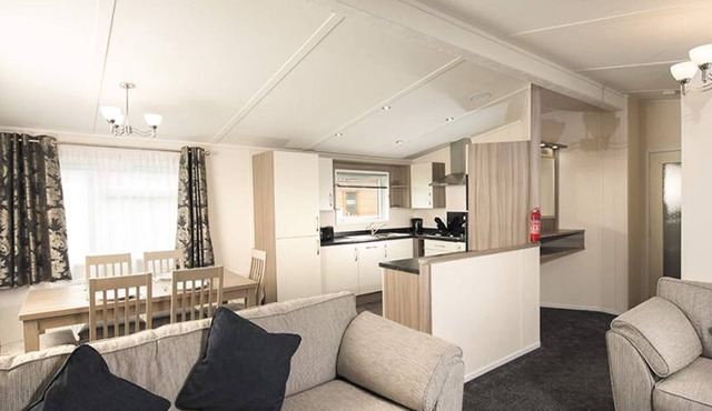 2 bedroom accommodation in Burnham-on-Sea