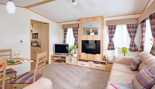 2 bedroom accommodation in Hayling Island