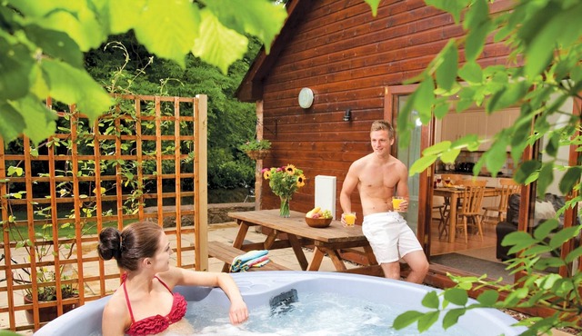 2 bedroom accommodation in Holcombe Rogus