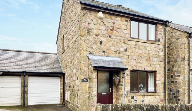 2 bedroom accommodation in Dungworth, near Sheffield