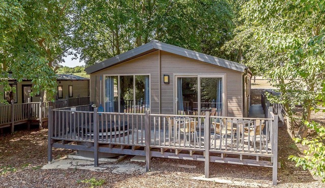 2 bedroom accommodation in Chippenham, Nr Newmarket