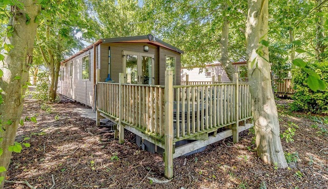 2 bedroom accommodation in Chippenham, Nr Newmarket