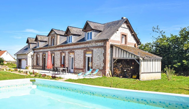 2 bedroom accommodation in Therouuldeville