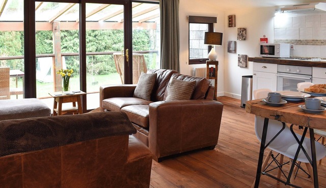 2 bedroom accommodation in Buckfastleigh