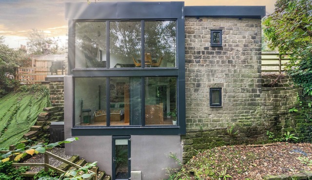 2 bedroom accommodation in Hebden Bridge