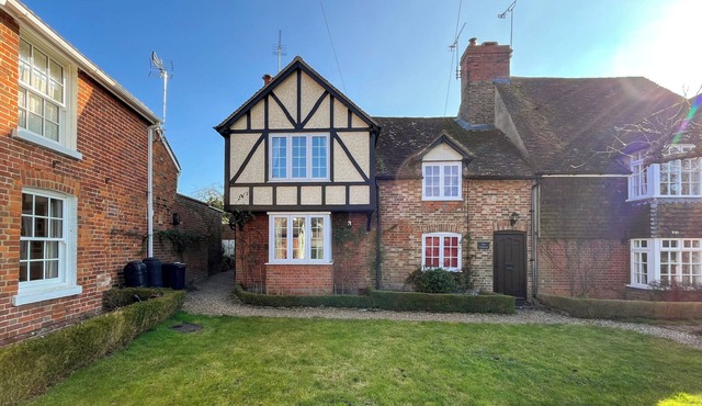 2 bedroom accommodation in Hollingbourne