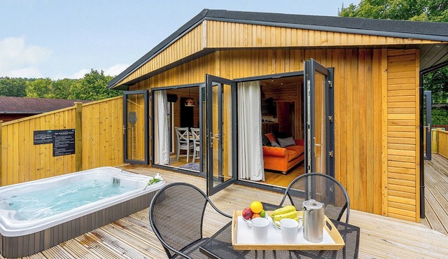 2 bedroom accommodation in Hopton Heath, Craven Arms