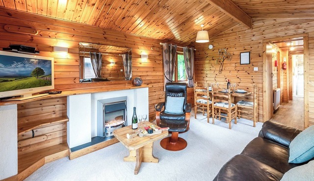 2 bedroom accommodation in Hopton Heath, Craven Arms