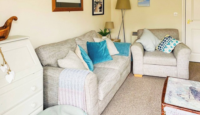 2 bedroom accommodation in Wootton Bridge