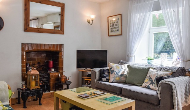 2 bedroom accommodation in Ystradgynlais