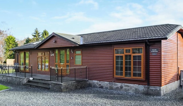 2 bedroom accommodation in Auchterarder, near Gleneagles