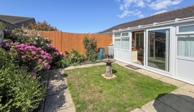 2 bedroom accommodation in Bognor Regis