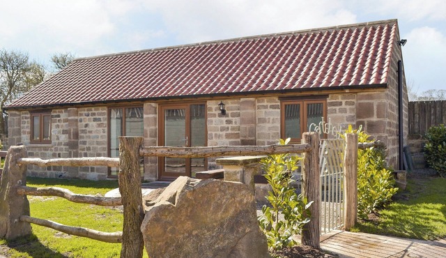 2 bedroom accommodation in Knaresborough