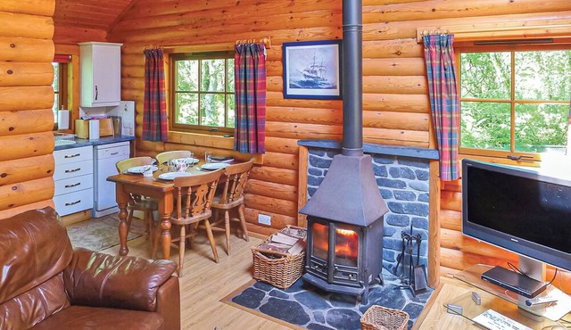 2 bedroom accommodation in Craobh Haven, Argyll