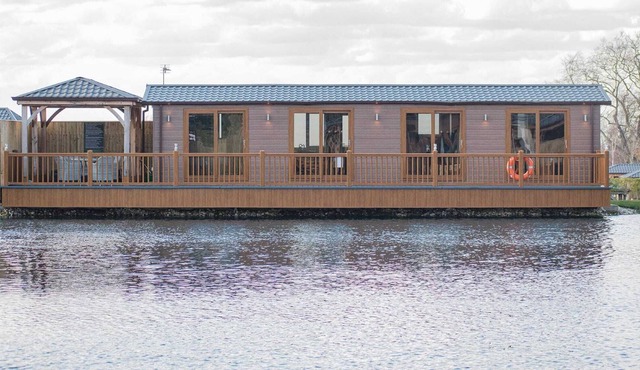 2 bedroom accommodation in Caistor, Market Rasen