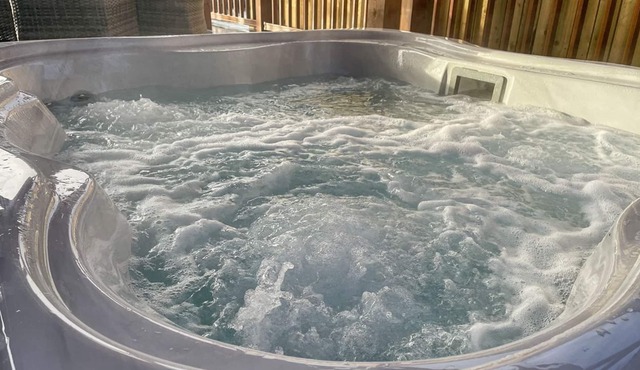 2 bedroom accommodation in Caistor, Market Rasen