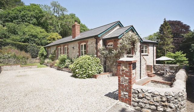 2 bedroom accommodation in Nr. Lyme Regis